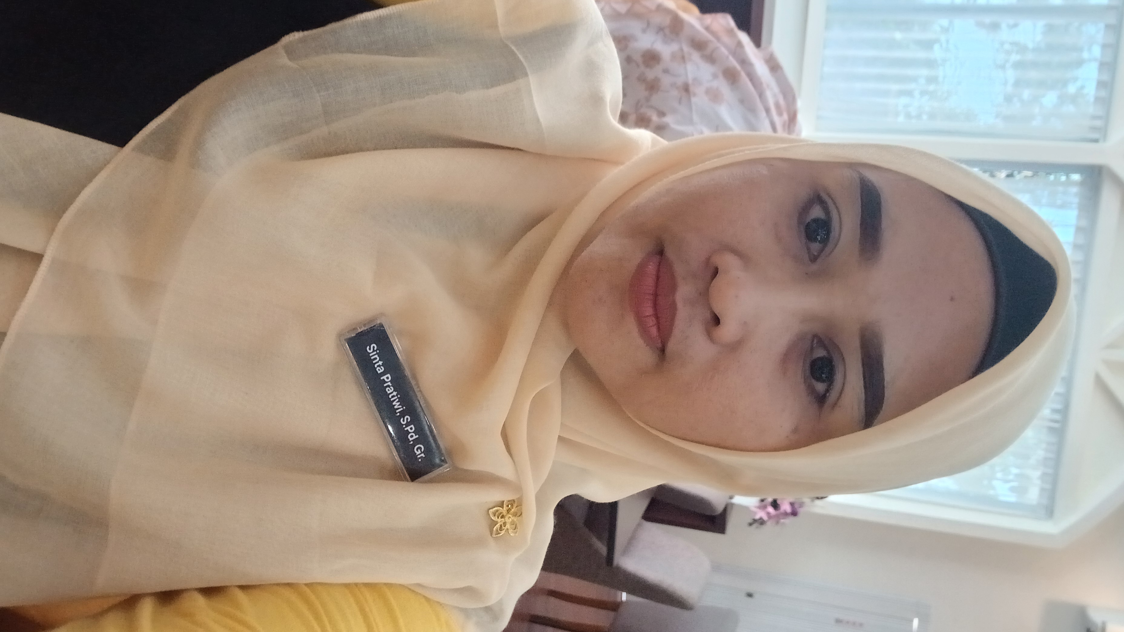 Foto Sinta Pratiwi, S.pd, Gr